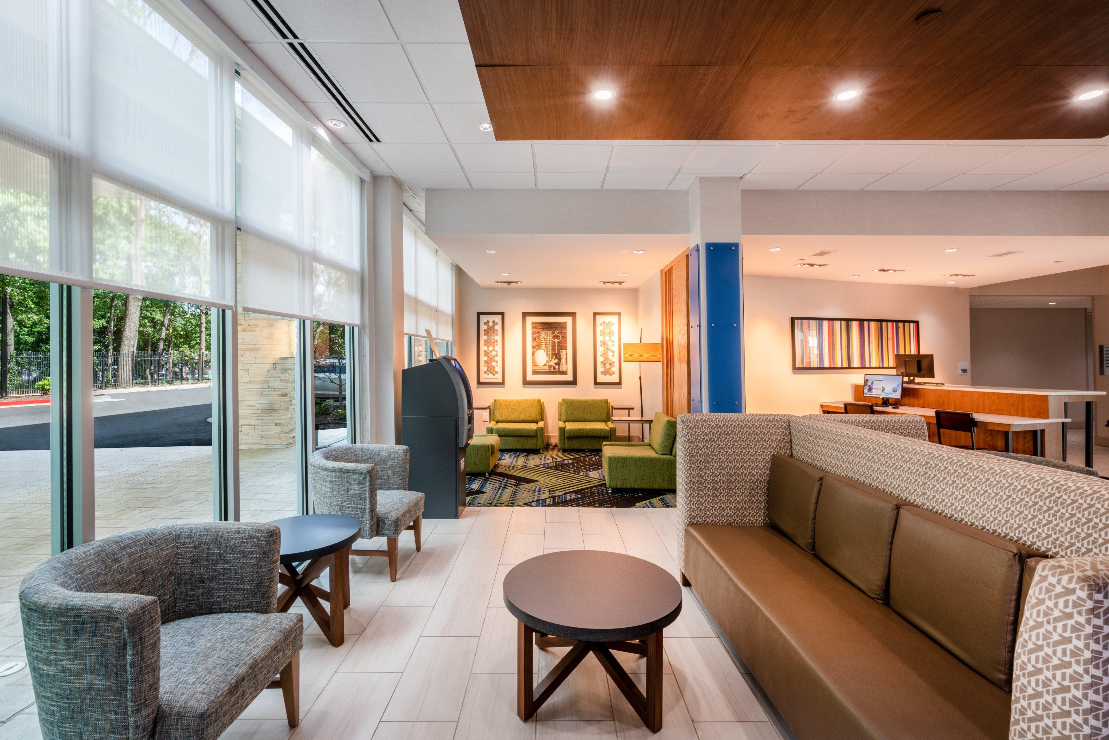 Holiday Inn Express & Suites Atlanta Airport Ne - Hapeville By Ihg Exteriör bild